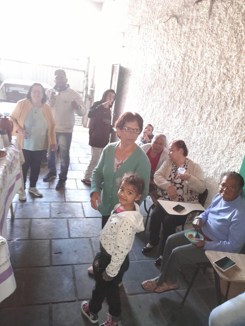 Encontro comunitário na sede da associação