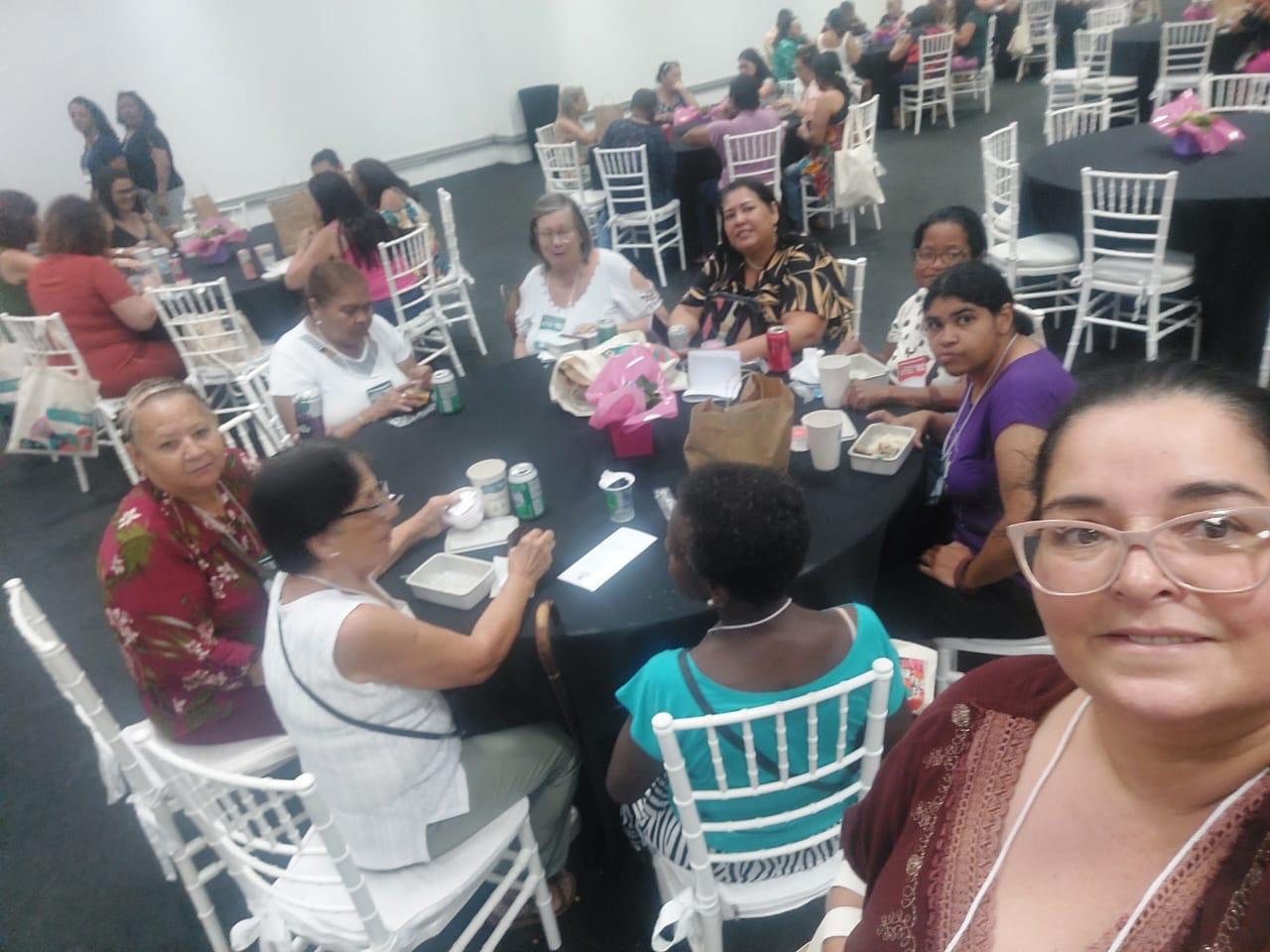 Participantes em evento cultural